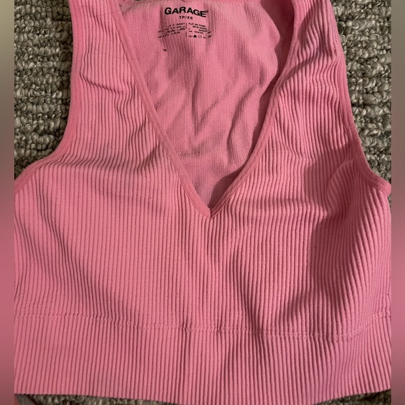 Stella Seamless Plunge Tank Top from garage. - Picture 2 of 3